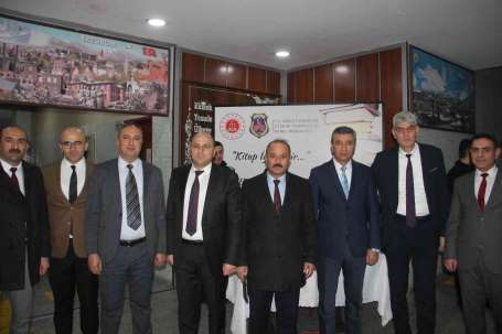 Erzurum'da cezaevlerindeki mahkumlar için kitap kampanyas balatld
