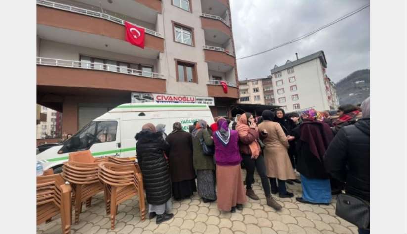 Depremde hayatn kaybeden futbolcu Giresun'da topraa verildi - Giresun haber