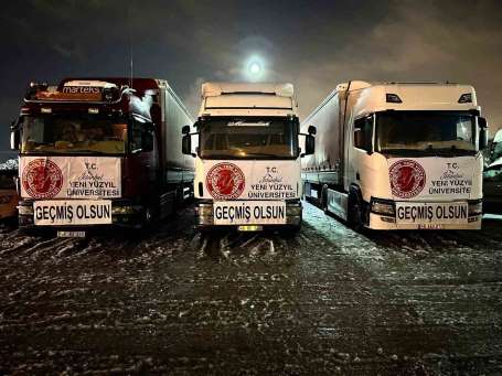 stanbul'daki üniversiteler depremzedeler için seferber oldu