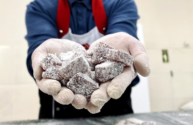 Edirne tava ciğerinin garnitürü acı biberi lokumla birleştirdi; ismini 'Dünya Hali' koydu