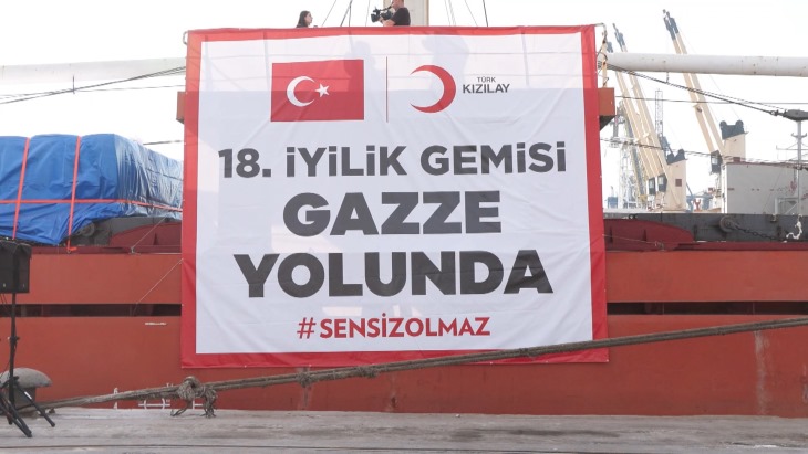 Mersin'den Gazze'ye 18'inci 'İyilik Gemisi' yola çıktı