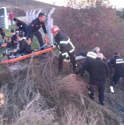 Aydın'da otomobil devrildi: 6 yaralı