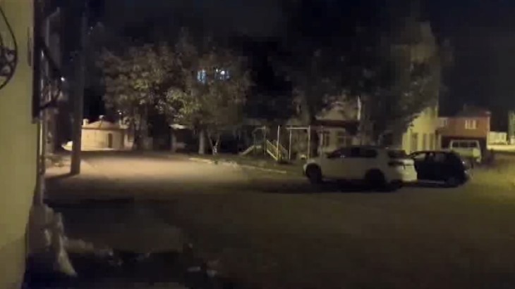 Balıkesir Sındırgı'da art arda 3 deprem meydana geldi