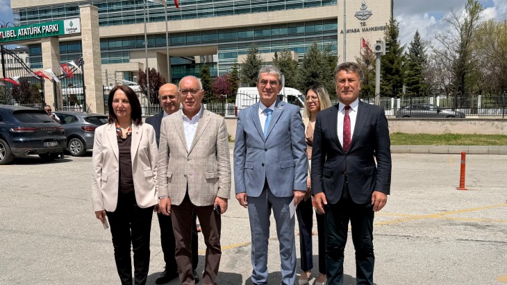 CHP'den milli parklara ilişkin düzenlemeleri içeren kanun için AYM'ye başvuru