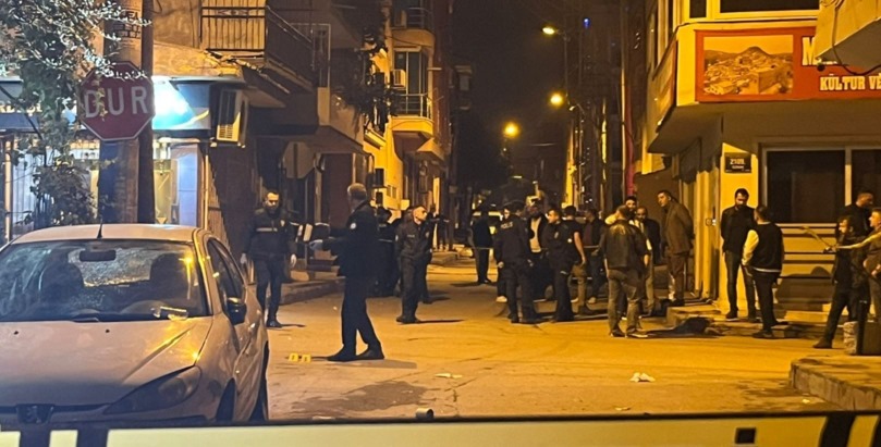 İzmir'de sokak ortasında işlenen cinayete 4 tutuklama