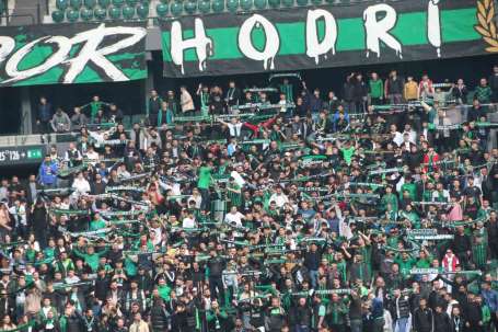 Geliri depremzedelere balanacak Kocaelispor - Sakaryaspor maçnn tarihi bell