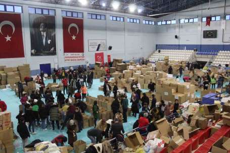Sinop'a 1445 depremzede yerletirildi