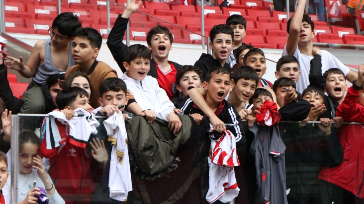 Samsunspor Başkan Vekili Bilen: Gençler bir gün Şampiyonlar Ligi müziğini Samsun'da dinleyecek