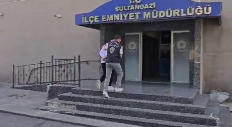 Sultangazi'de düğün konvoyunda silahla havaya ateş eden sürücü tutuklandı