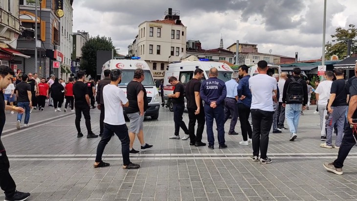 Fatih'te döviz bürosunda silahlı kavga: 2 ölü, 2 yaralı-1