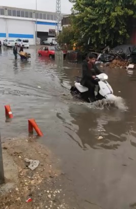 Batman'da sağanak etkili oldu