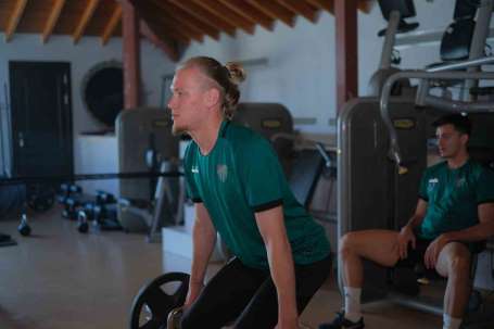 Bursaspor salonda çalt
