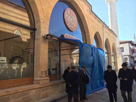 Kastamonu'da depremlerde hayatn kaybedenler için gyabi cenaze namaz klnd