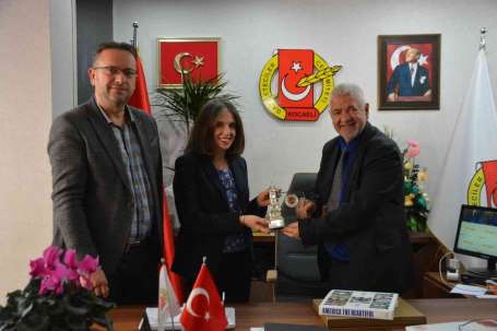 ABD stanbul Bakonsolosu Eadeh: Kocaeli'ye milyarlarca dolar yatrm yapyoruz