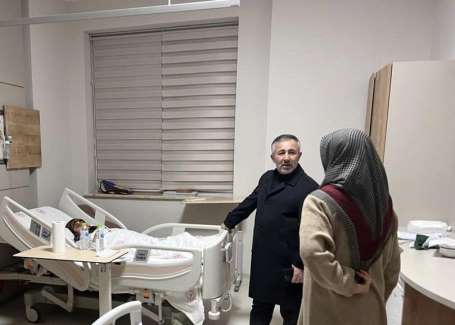 AK Parti Bilecik l Bakan Yldrm'dan hastanede tedavi gören depremzedelere z