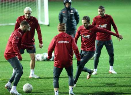 Galatasaray, Antalyaspor maç hazrlklarn tamamlad