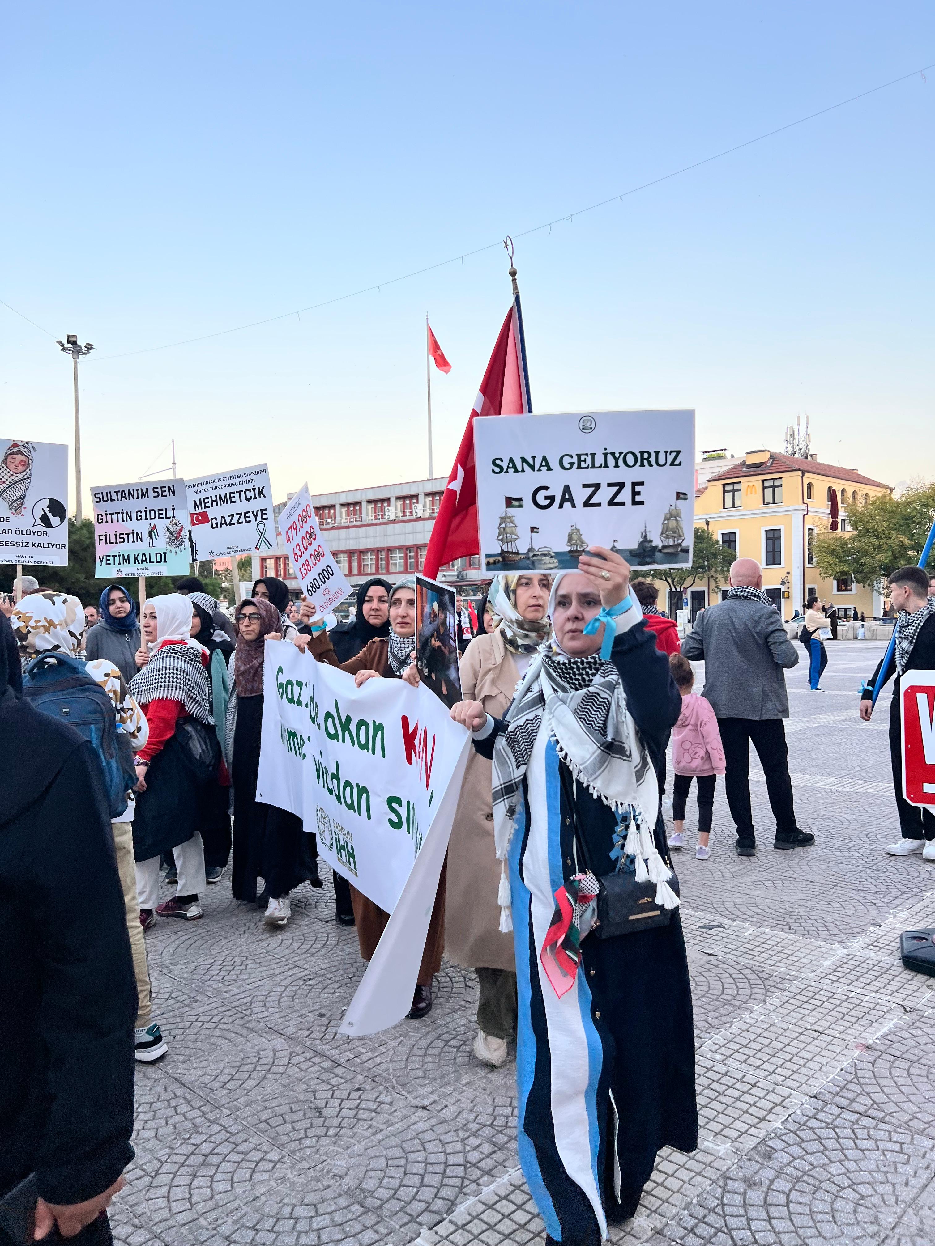 Bayraklar, Tekbirler ve Dualarla: Samsun'dan Filistin'e Dayanışma Mesajı