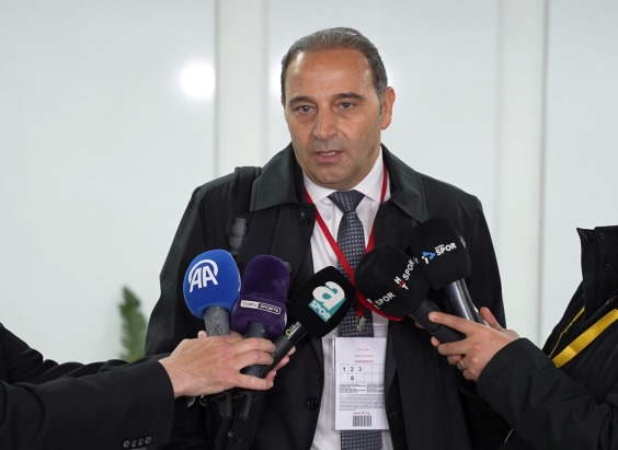 Samsunspor Futbol Direktörü Çapa: Galatasaray'ın şampiyon olarak gideceğini söylemişlerdi