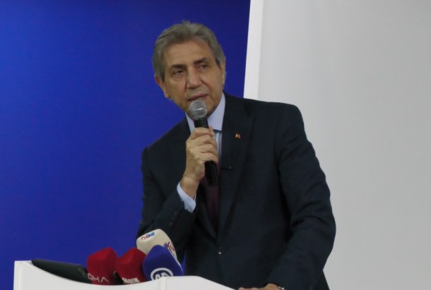 AK Parti'li Demir: Ateş çemberinin ortasında huzur tesadüf değil