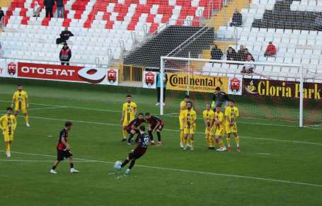 TFF 2 Lig: 24Erzincanspor: 1 - Bayburt Özel dare Spor: 0