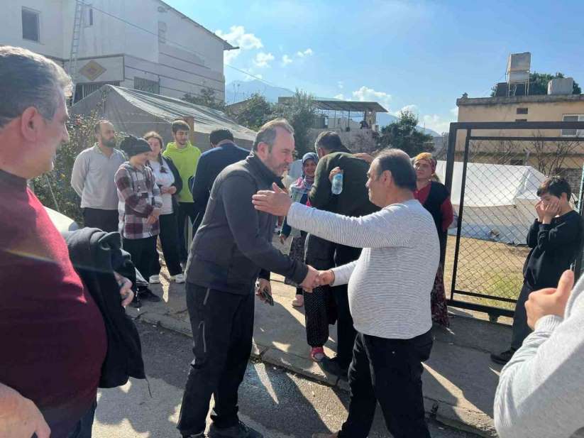 "Yalova Belediyesi depremin yaralarının sarılması için çalışacak"