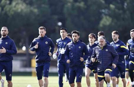 Fenerbahçe, Konyaspor maç hazrlklarn sürdürdü