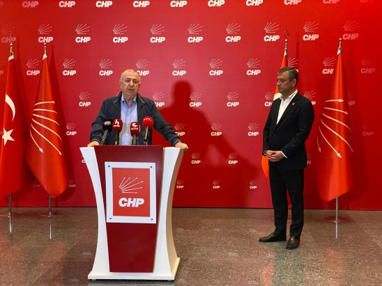 Zafer Partisi Genel Başkanı Özdağ, CHP Genel Merkezi'nde Özgür Özel ile bir araya geldi