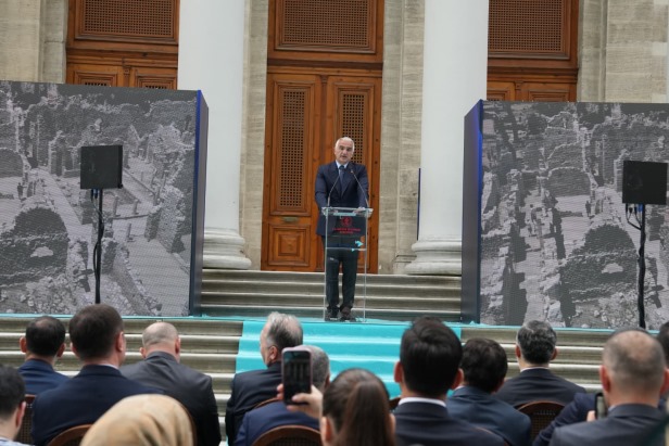 Bakan Ersoy: Kimlik kartlarını müze karta dönüştürerek doğrudan geçiş özelliği kazandırıyoruz