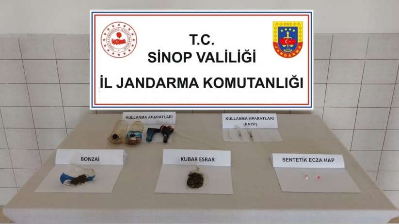 Sinop'ta yol kontrolünde bir araçtan bonzai ele geçirildi - Sinop haber