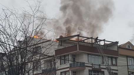 Sinop'ta çat yangn
