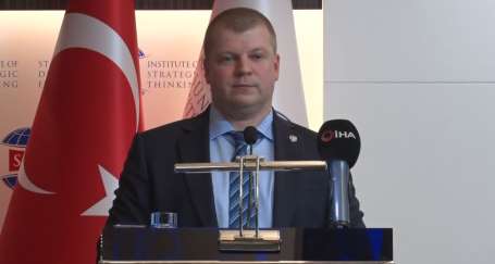 Rusya'nn Türkiye Büyükelçisi vanov: Bat'nn Ukrayna'ya teviki 150 milyar do