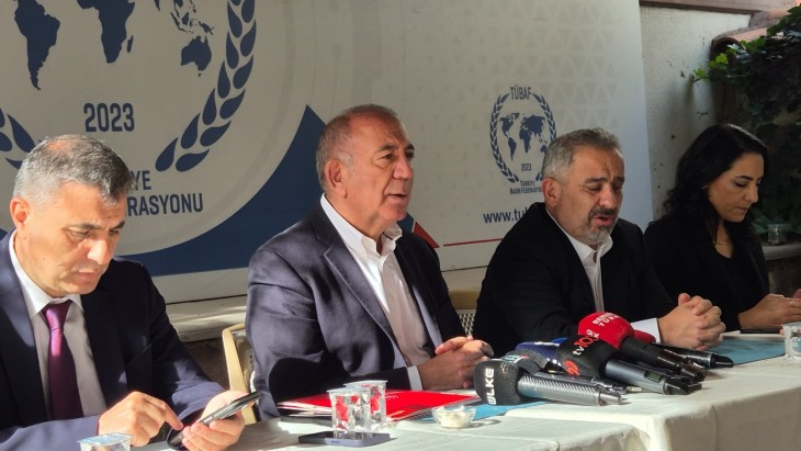 Gürsel Tekin: CHP'nin cumhurbaşkanı adayı var
