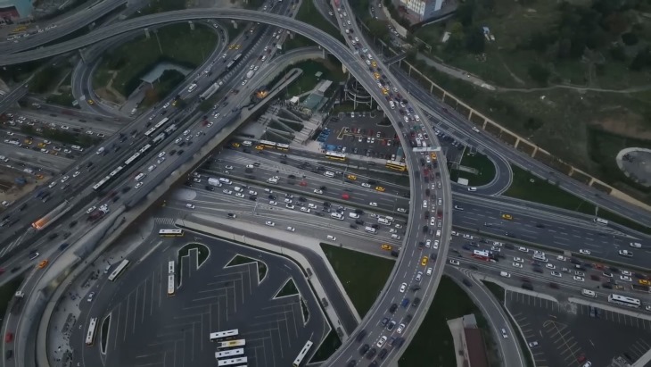 İstanbul'da derbi öncesi trafik yoğunluğu yüzde 72'ye ulaştı