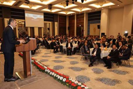 Bakan Erolu: Tokat artk hedeflerine koan bir ehir
