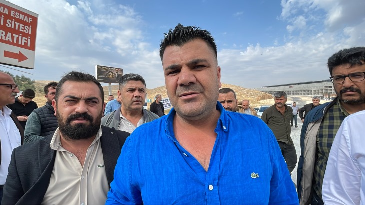 Sık sık kazaların yaşandığı ana yol bağlantı noktasına esnaftan 'kavşak' talebi