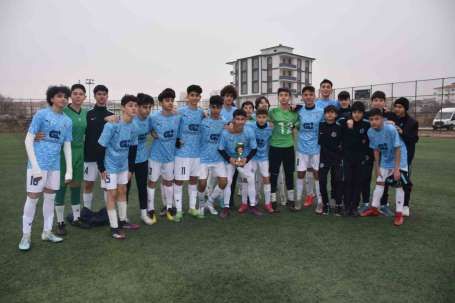 Malatya ehir Spor takm namalup ampiyon