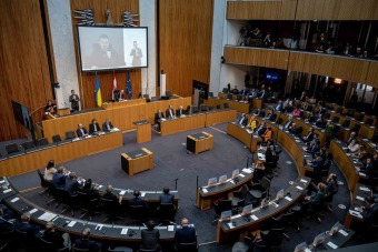 Avusturya'da ar sac milletvekilleri Zelenskiy konuurken meclisi terk etti