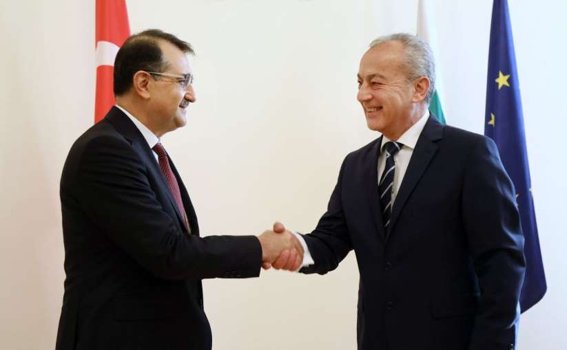 Enerji ve Tabii Kaynaklar Bakan Dönmez, Bulgaristan Babakan Donev ile bir ara - Sofya haber