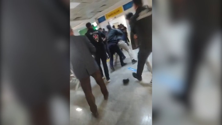 Şanlıurfa'da hastanedeki kavga kamerada