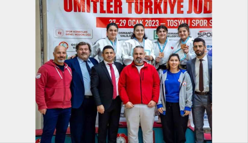 Yunusemre'nin ümitleri Osmaniye'de Manisa'nn gururu oldu - Manisa haber