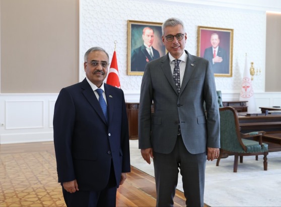 Bakan Memişoğlu, D8 Ekonomik İşbirliği Genel Sekreteri Mahmood ile görüştü