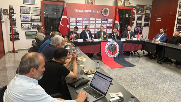 Gençlerbirliği Başkanı Çakmak: Kulübün toplam borcu ortalama 5 milyon euro