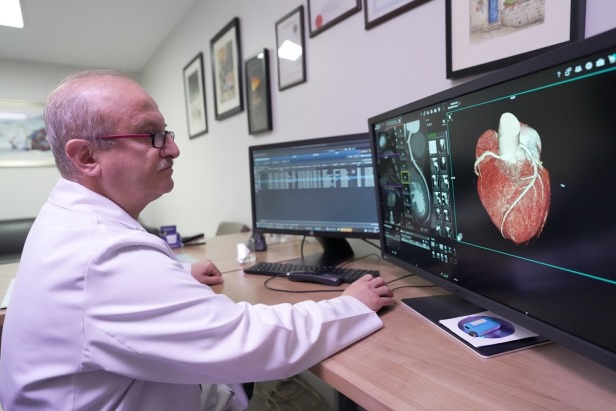 'Radyoloji sadece görmek değil, aynı zamanda iyileştirmektir'