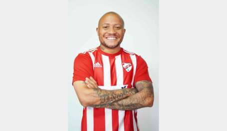 Boluspor Dino Ndlovu'yu kadrosuna katt