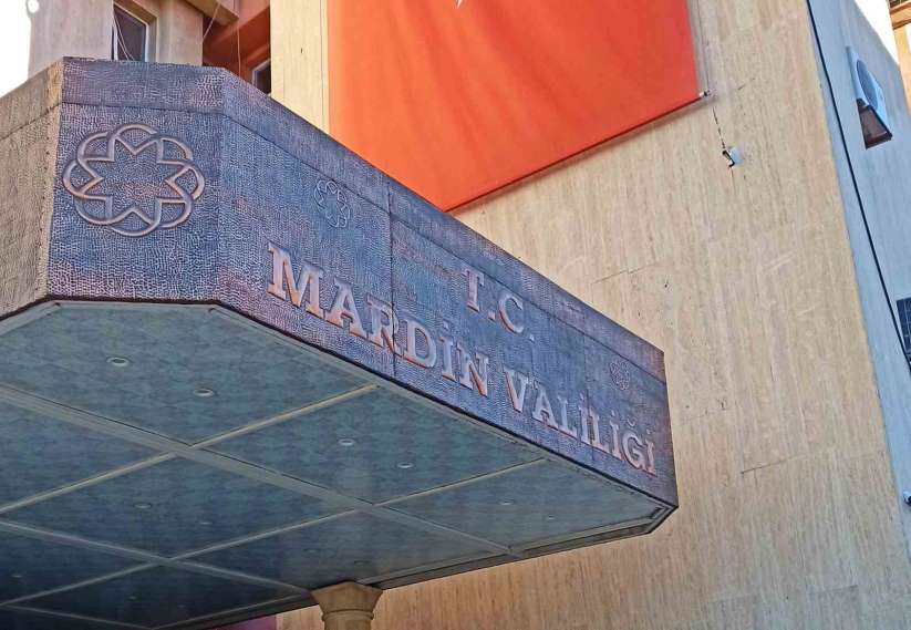 Mardin Valilii deprem bölgesinden ehre gelenler için yurtlar açt - Mardin haber