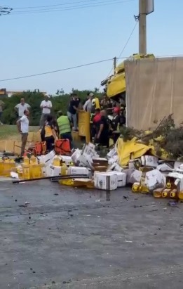 Mersin'de TIR kazasında ölü sayısı 3'e yükseldi