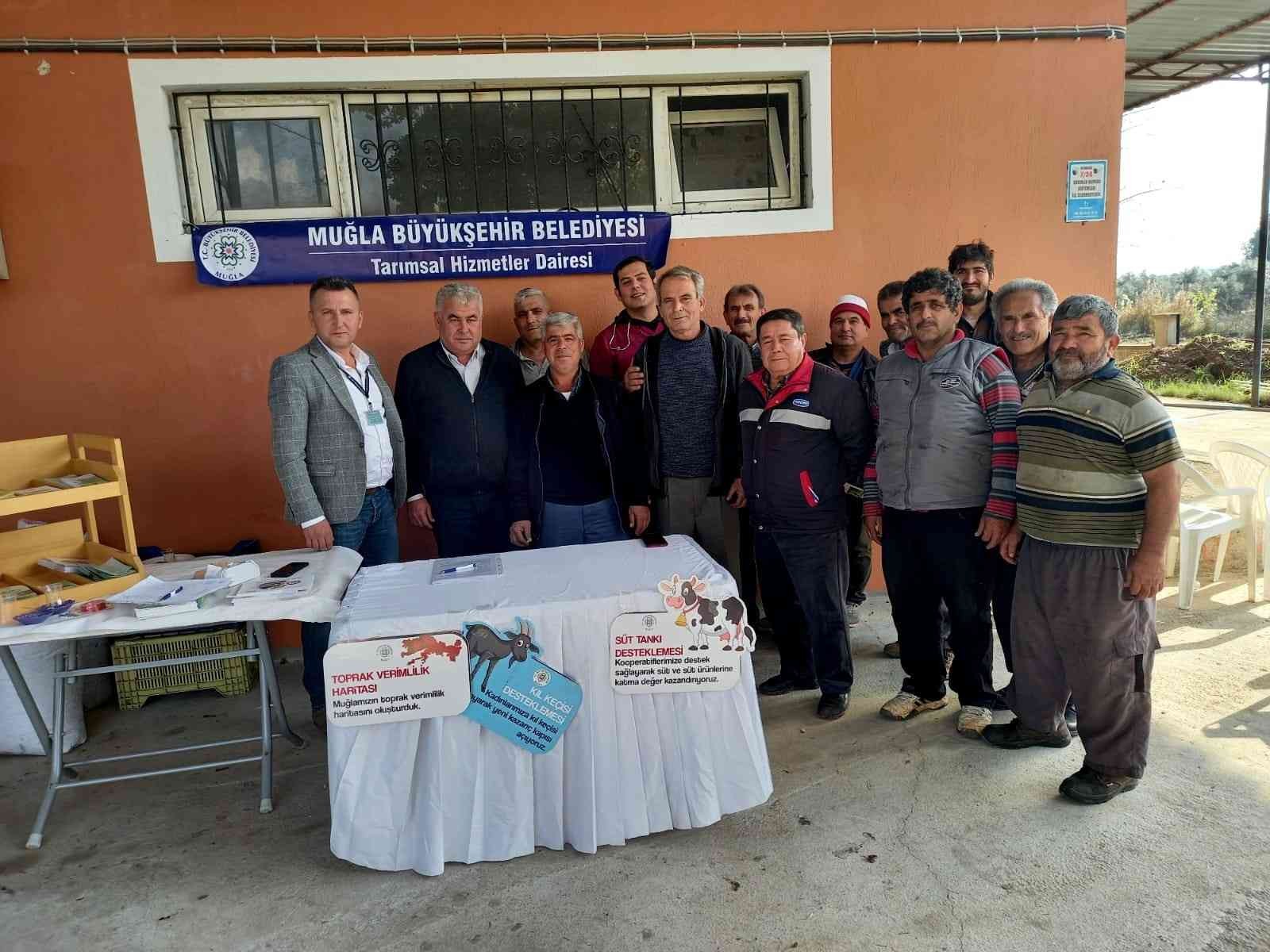 Çiftçi eitimleri devam ediyor
