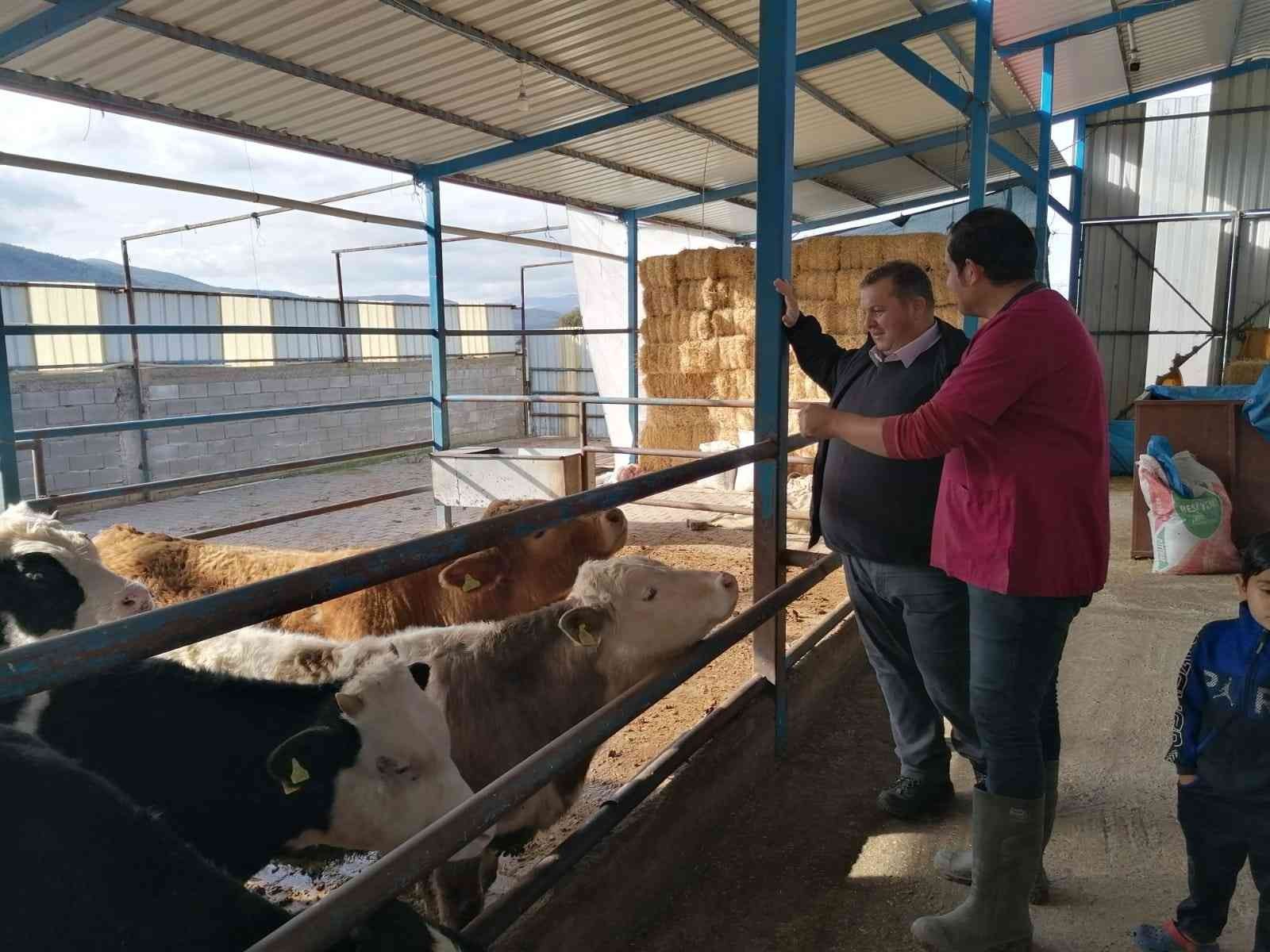 Çiftçi eitimleri devam ediyor
